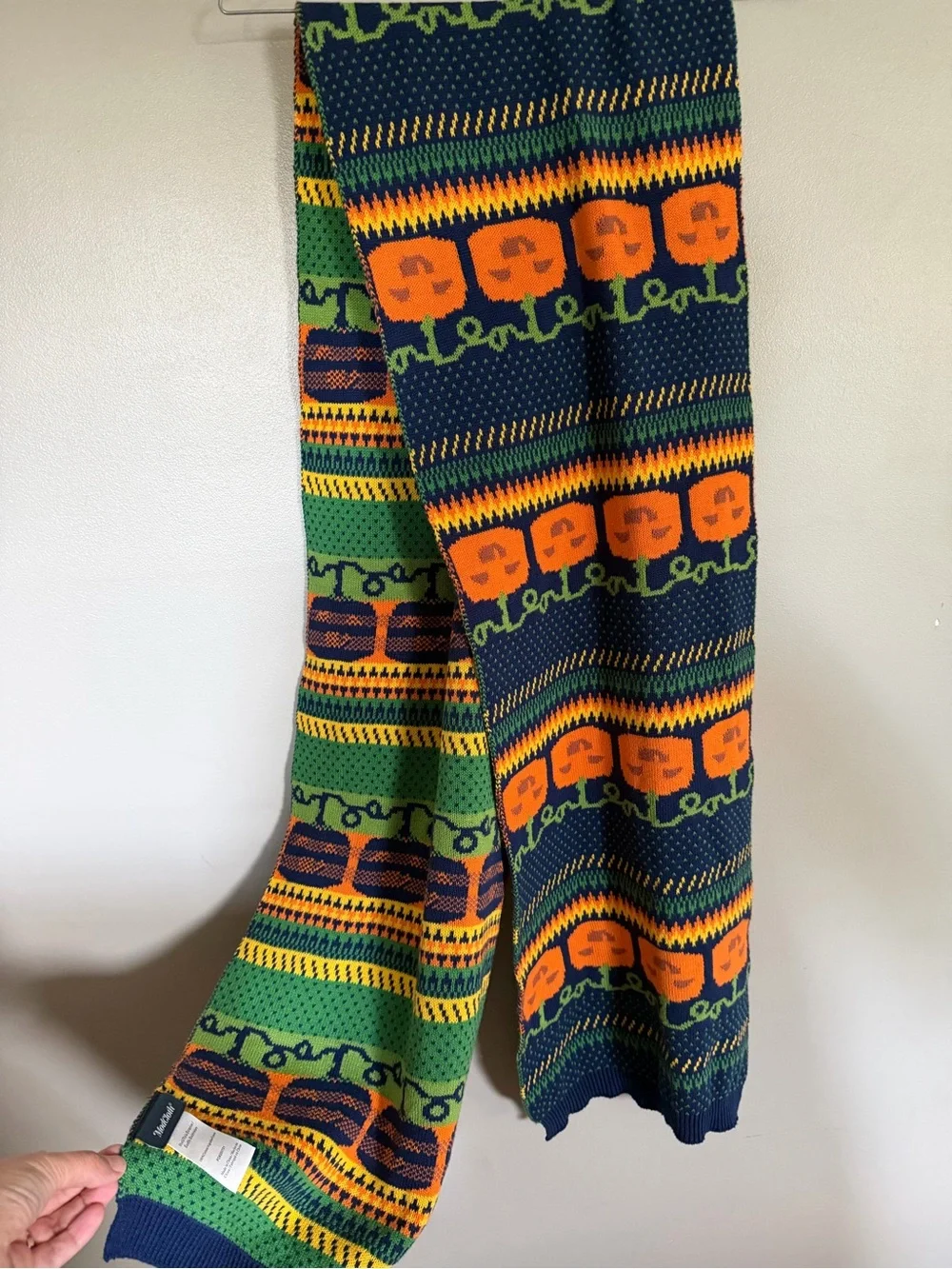 Modcloth Orange & Navy Pumpkin Knit Scarf “give em pumpkin to talk about”